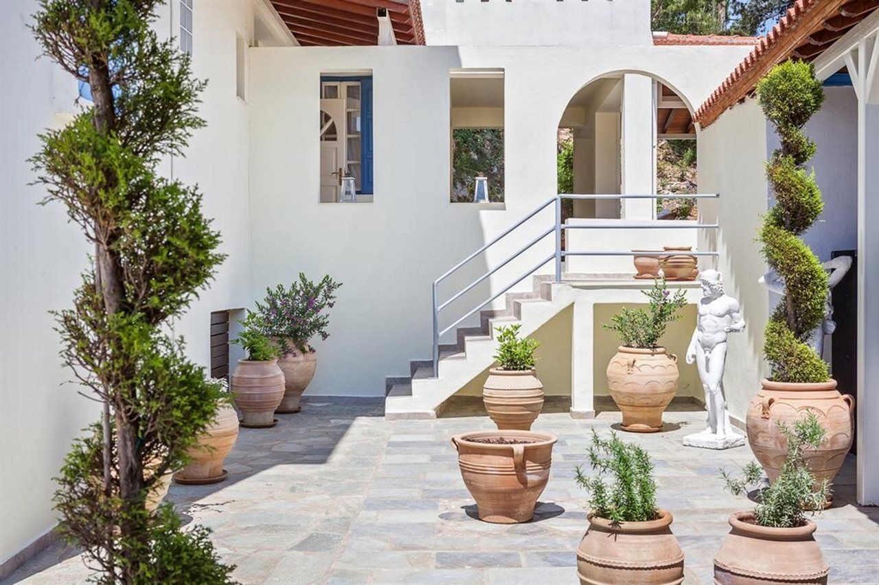 Stafylos Suites & Boutique Hotel Екстериор снимка